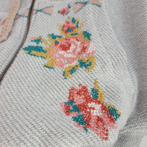 Sundance Annabeth Zip Hoodie Floral Embroidered Gray Women's Size Small - Picture 4 of 10